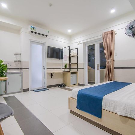 Bin Bin Hotel 5 - Near Lotte Mart D7 Ho Chi Minh-stad Buitenkant foto
