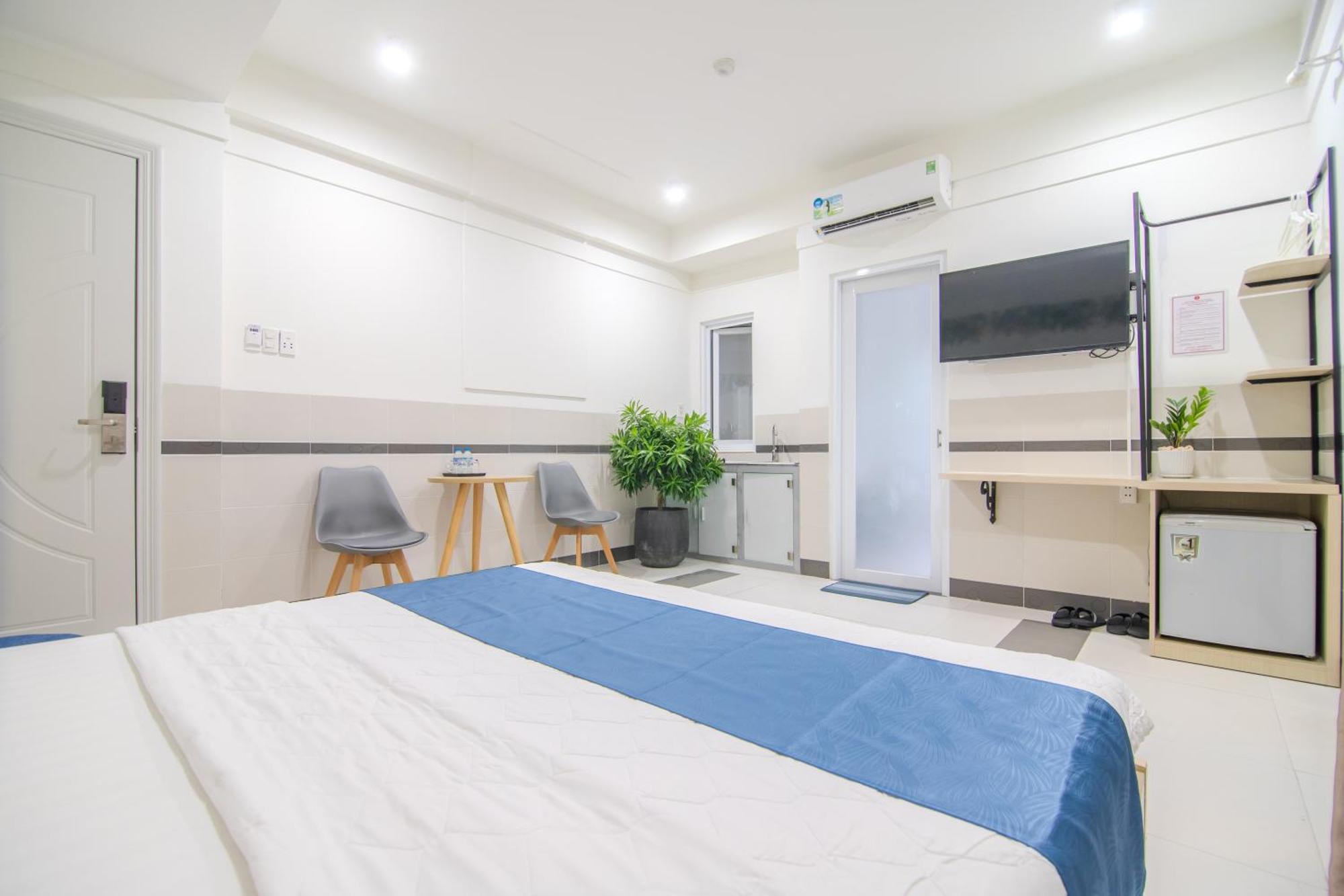 Bin Bin Hotel 5 - Near Lotte Mart D7 Ho Chi Minh-stad Buitenkant foto