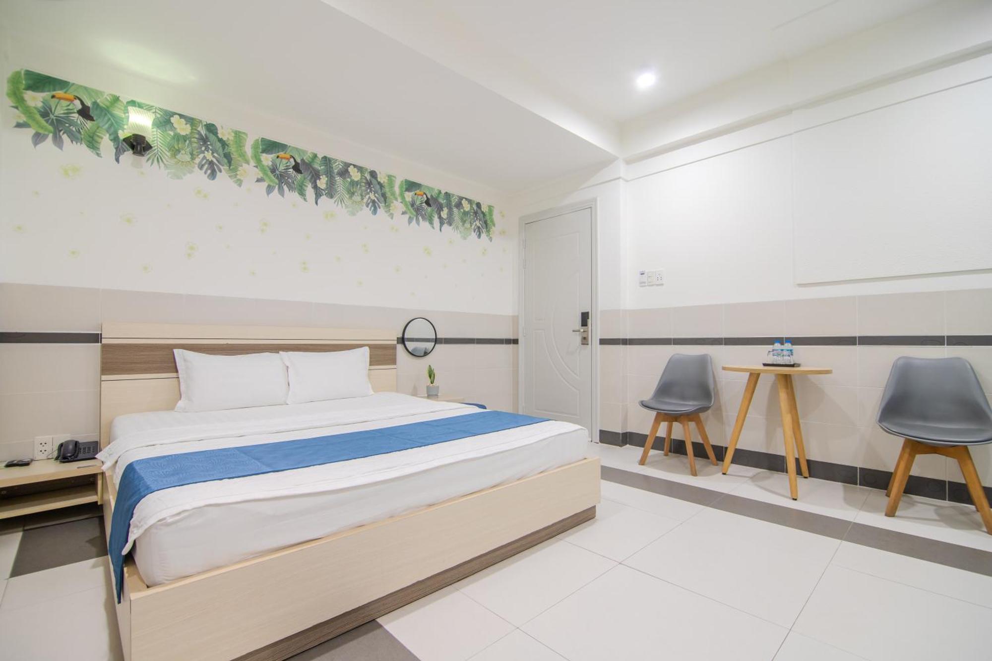 Bin Bin Hotel 5 - Near Lotte Mart D7 Ho Chi Minh-stad Buitenkant foto
