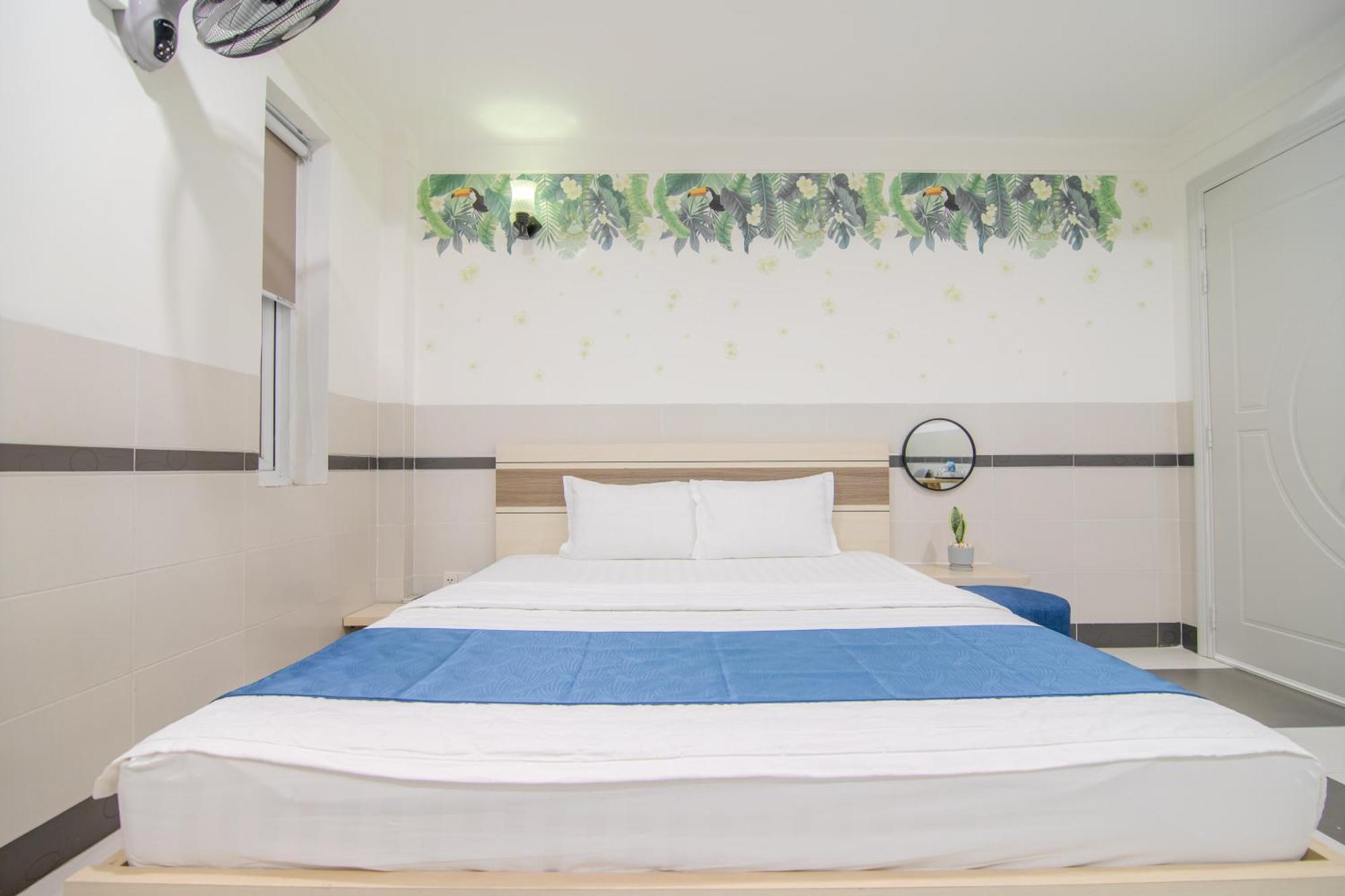 Bin Bin Hotel 5 - Near Lotte Mart D7 Ho Chi Minh-stad Buitenkant foto