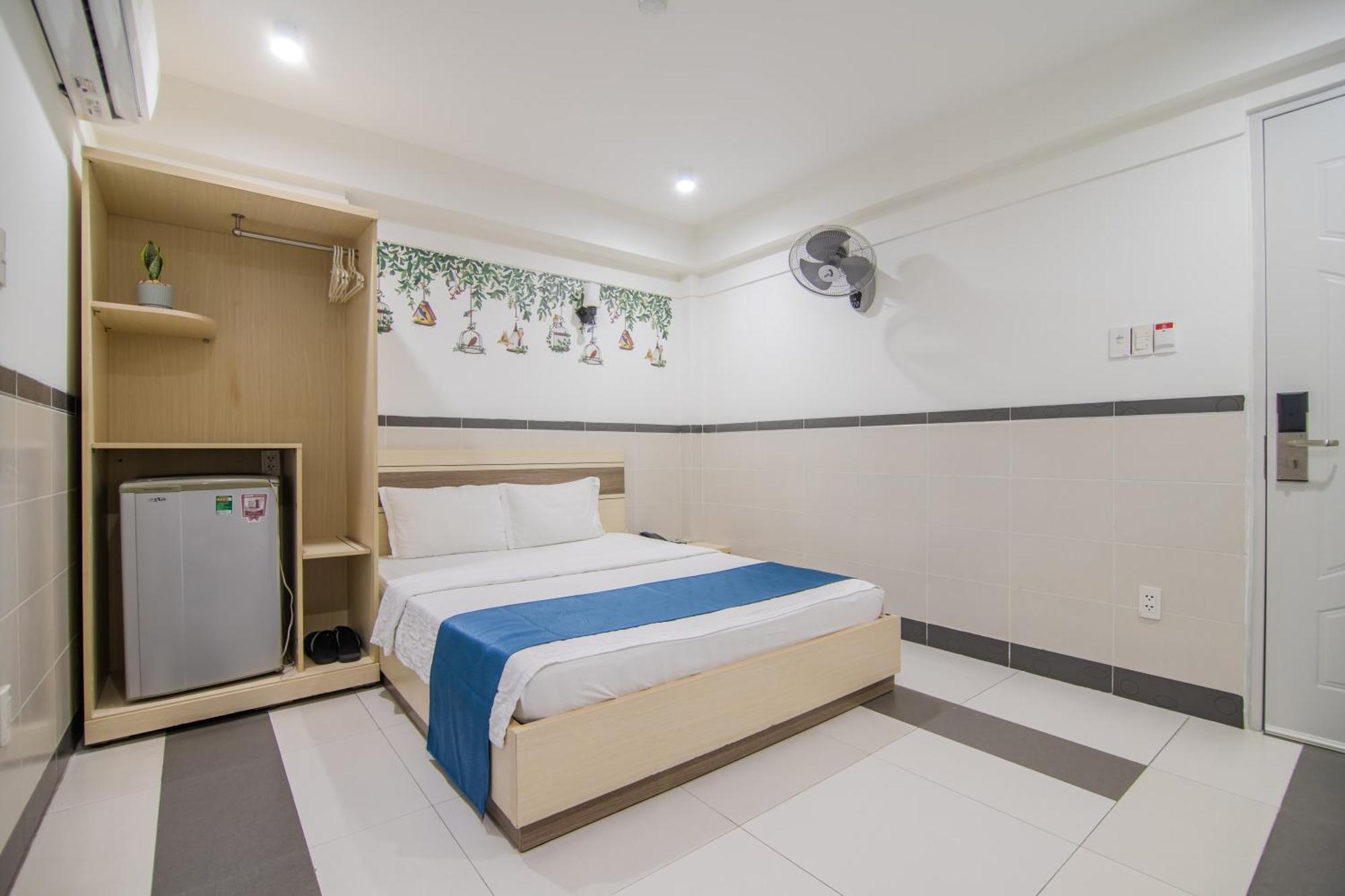 Bin Bin Hotel 5 - Near Lotte Mart D7 Ho Chi Minh-stad Buitenkant foto