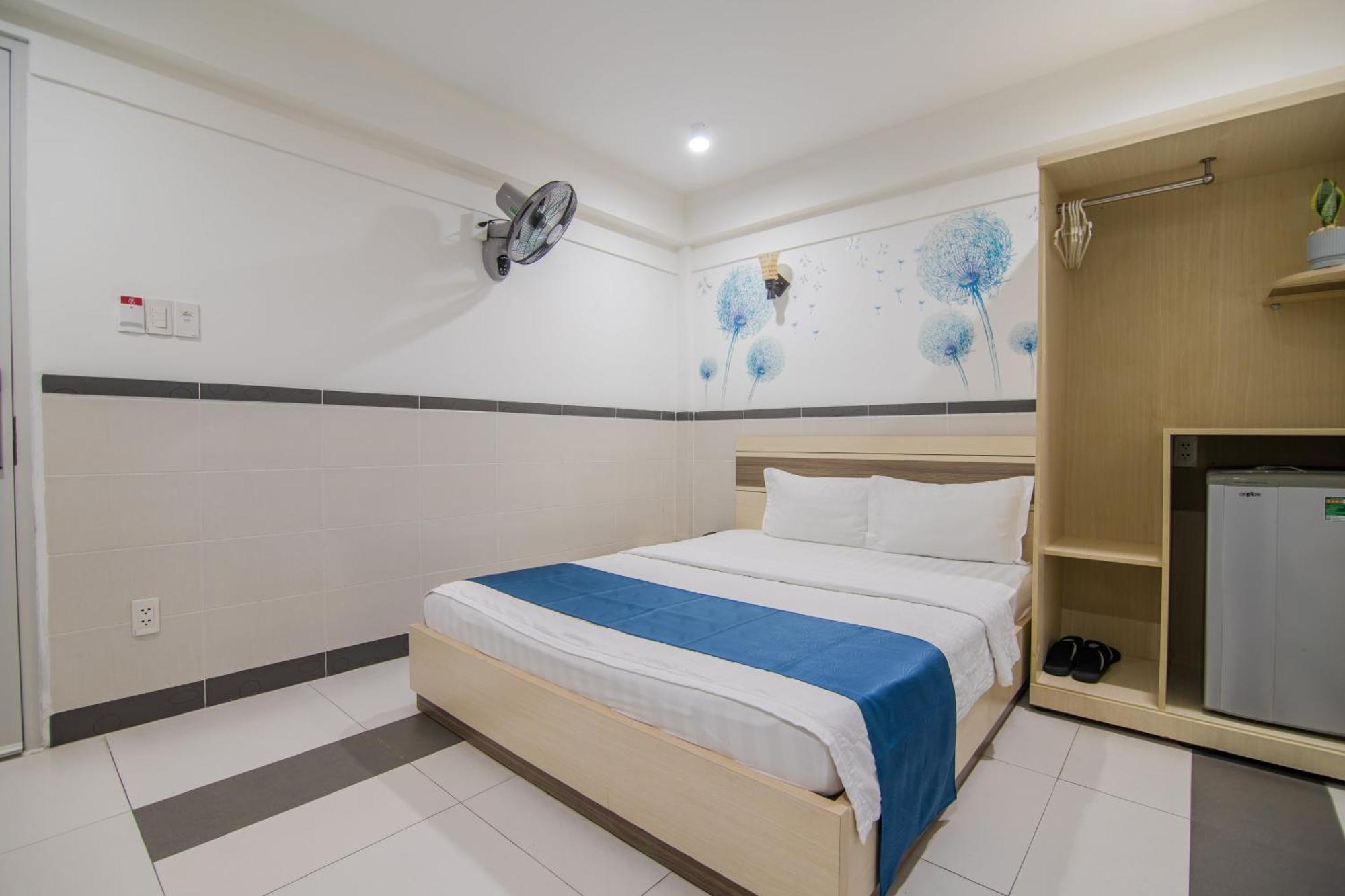 Bin Bin Hotel 5 - Near Lotte Mart D7 Ho Chi Minh-stad Buitenkant foto